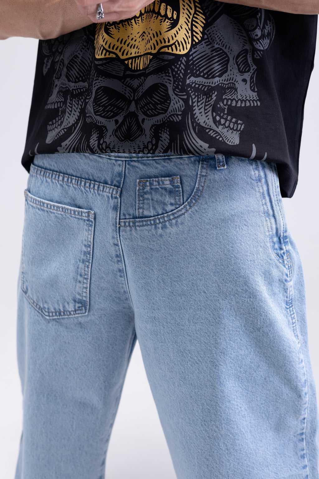 LIGHT-WASHED DENIM