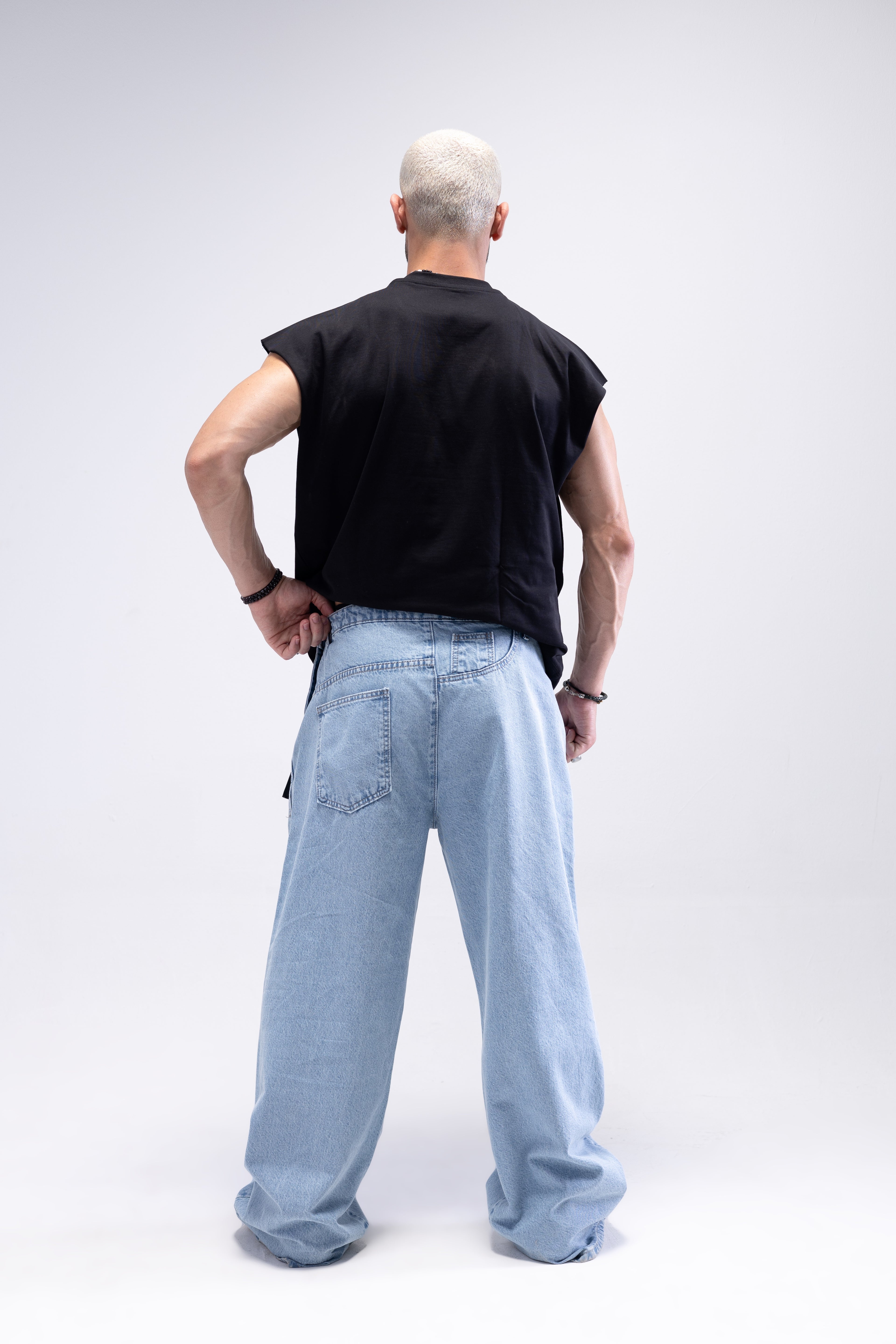 LIGHT-WASHED DENIM